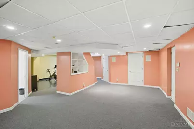 7027 Glenellyn Drive, Sycamore Township, OH 45236 - Photo 29