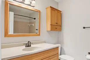 7216 Creekview Dr, Colerain Township, OH 45247 - Photo 15