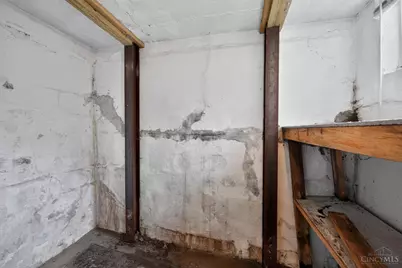 2843 Robert Avenue, Cincinnati, OH 45211 - Photo 29