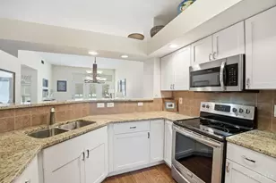 7538 Blue Fox Run, West Chester, OH 45069 - Photo 11