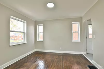 6402 Mayflower Avenue, Golf Manor, OH 45237 - Photo 9