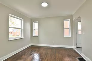 6402 Mayflower Ave, Golf Manor, OH 45237 - Photo 9