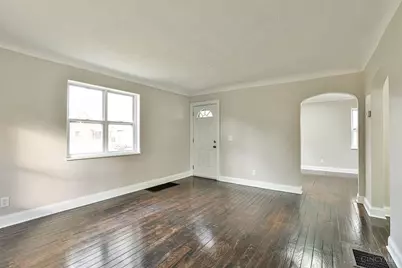 6402 Mayflower Avenue, Golf Manor, OH 45237 - Photo 7