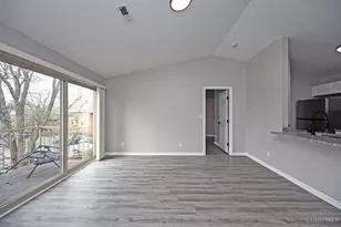 5985 Meadow Creek Dr, Milford, OH 45150 - Photo 11