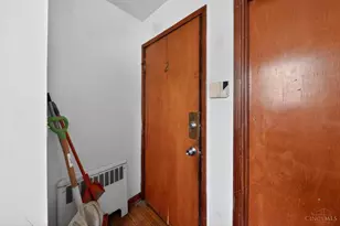 4669 Kirby Ave, Cincinnati, OH 45223 - Photo 7