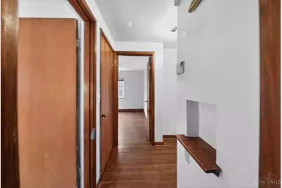 4669 Kirby Avenue, Cincinnati, OH 45223 - Photo 29