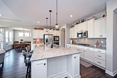 2735 Buckridge Drive, Miami Township, OH 45233 - Photo 13