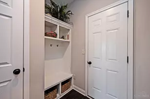 2735 Buckridge Dr, Miami Township, OH 45233 - Photo 35