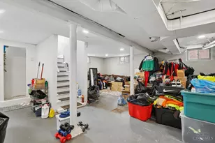 1858 Garden Ln, Cincinnati, OH 45237 - Photo 23