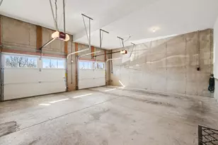 5971 Woodland Ln, Columbia Township, OH 45227 - Photo 23