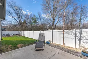 11777 Cedarcreek Dr, Forest Park, OH 45420 - Photo 25