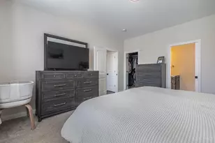 11777 Cedarcreek Dr, Forest Park, OH 45420 - Photo 21