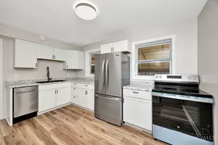 8278 Lyness Dr, Colerain Township, OH 45239 - Photo 9