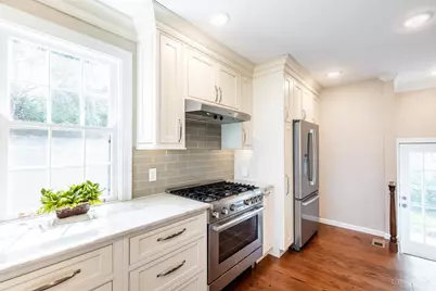 3561 Bayard Drive, Cincinnati, OH 45208 - Photo 23