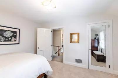 3561 Bayard Drive, Cincinnati, OH 45208 - Photo 41