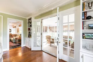 3561 Bayard Dr, Cincinnati, OH 45208 - Photo 11