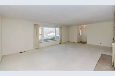 4390 Overland Trail, Kettering, OH 45429 - Photo 9