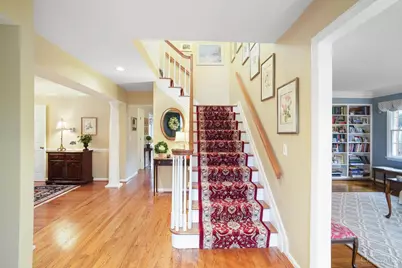 1318 Hayward Court, Cincinnati, OH 45208 - Photo 7