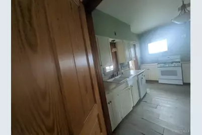 510 W Walnut Street, Franklin Township, OH 45120 - Photo 7