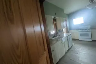 510 W Walnut St, Franklin Township, OH 45120 - Photo 7