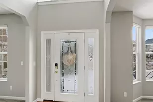 6973 Cottonwood Ct, Hamilton Township, OH 45039 - Photo 5