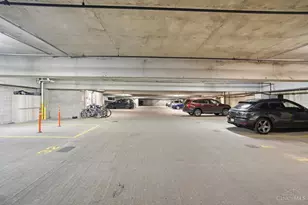 353 W 4th St, Cincinnati, OH 45202 - Photo 47