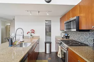 353 W 4th St, Cincinnati, OH 45202 - Photo 23