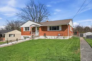 3916 Ridgecombe Dr, Green Township, OH 45248 - Photo 3
