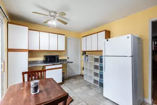 2317 Magdalena Dr, Springfield Township, OH 45231 - Photo 13