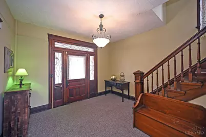 2220 Eureka Terrace, Cincinnati, OH 45219 - Photo 5