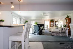 1033 Burchcliff Cir, West Carrollton, OH 45449 - Photo 15