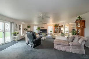 1033 Burchcliff Cir, West Carrollton, OH 45449 - Photo 3