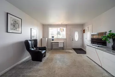 1033 Burchcliff Circle, West Carrollton, OH 45449 - Photo 5