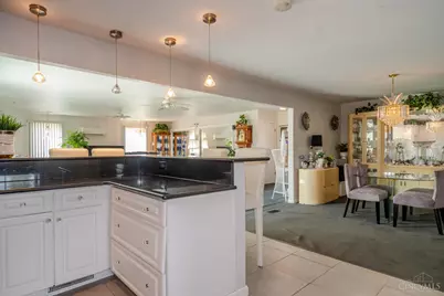 1033 Burchcliff Circle, West Carrollton, OH 45449 - Photo 11