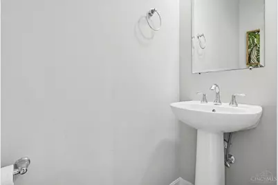 4677 Hampton Pointe Drive, Green Township, OH 45248 - Photo 13