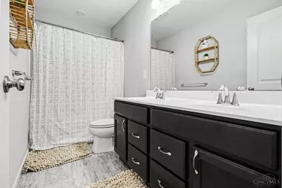 4677 Hampton Pointe Drive, Green Township, OH 45248 - Photo 23