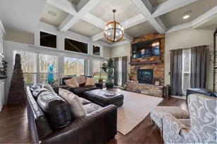 10741 Hampton Glen Ln, Hamilton Township, OH 45140 - Photo 7