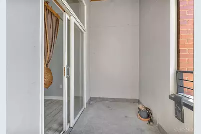 1150 Vine Street #24, Cincinnati, OH 45202 - Photo 13