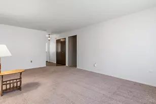 408 Mayfair Dr, Wilmington, OH 45177 - Photo 9