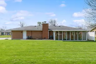 408 Mayfair Dr, Wilmington, OH 45177 - Photo 5