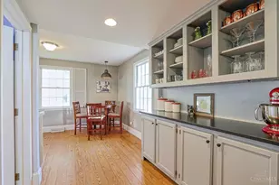 1075 Willow Ave, Glendale, OH 45246 - Photo 23