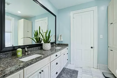 1075 Willow Avenue, Glendale, OH 45246 - Photo 31