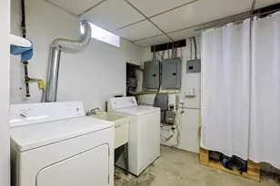 982 Hatch St, Cincinnati, OH 45208 - Photo 43