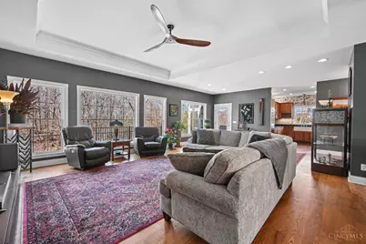 9867 Laurel Glen Drive, Loveland, OH 45140 - Photo 5