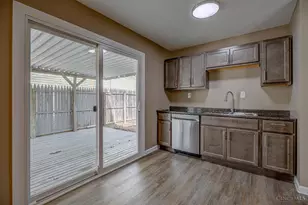 2752 Mancelona Ct, Colerain Township, OH 45251 - Photo 9