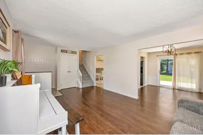 6655 Tulip Lane, Liberty Township, OH 45044 - Photo 7