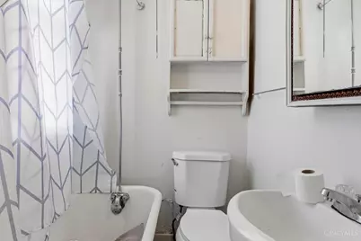 2308 W Clifton Avenue, Cincinnati, OH 45219 - Photo 13