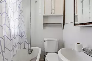 2308 W Clifton Ave, Cincinnati, OH 45219 - Photo 13