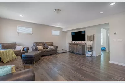 1512 Knightsbridge Court, Carlisle, OH 45005 - Photo 3