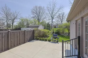881 Sabino Ct, Springfield Township, OH 45321 - Photo 41